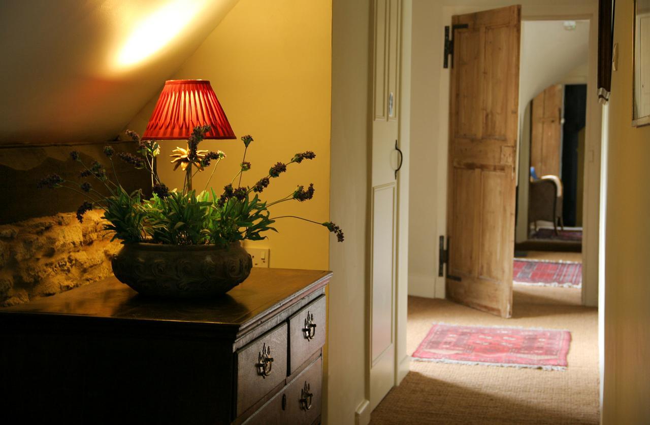 The Horse & Groom Stow-on-the-Wold Bagian luar foto
